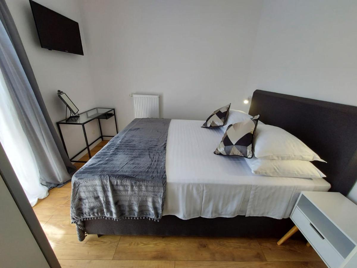Apartmani Cvita Omiš Exterior foto